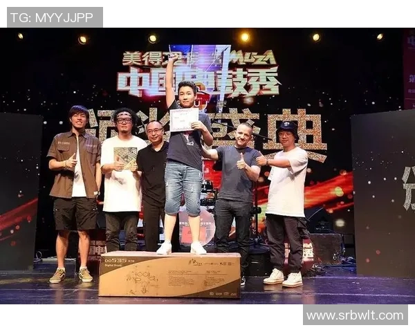 杭州足球队与成都足球队技术分析赛后复盘揭示精彩瞬间与战术亮点 杭州足球队与成都足球队技术分析赛后复盘揭示精彩瞬间与战术亮点